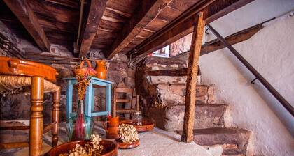 Alte restaurierte Mühle mit 2 Schlafzimmern und beheiztem Gemeinschaftspool