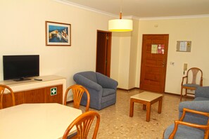 Apartment, 2 Bedrooms, Balcony | Living area
