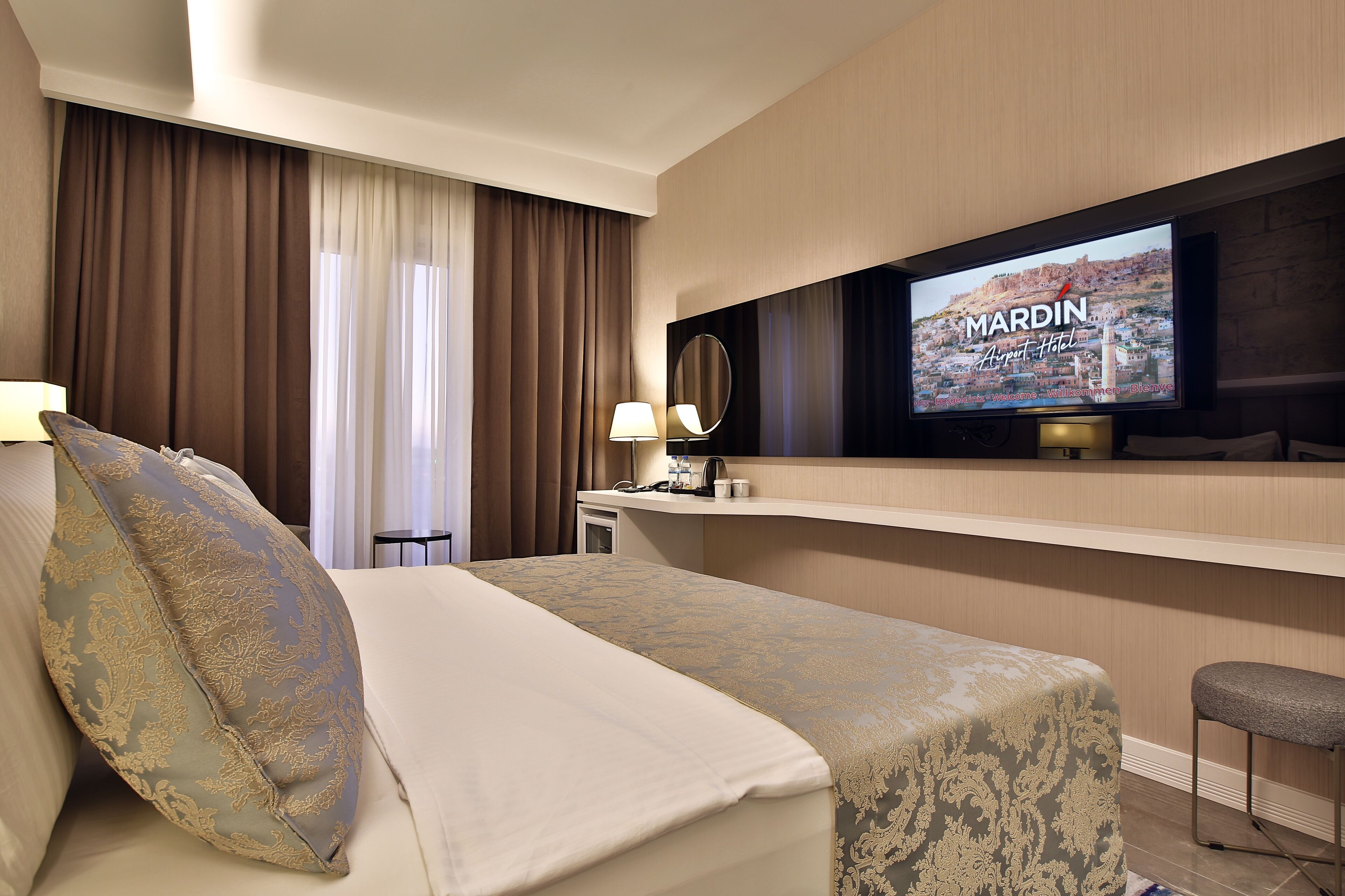 1 bedroom, premium bedding, minibar, in-room safe