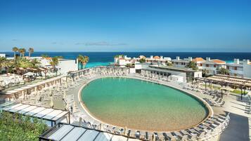 5 piscinas al aire libre, sombrillas, tumbonas
