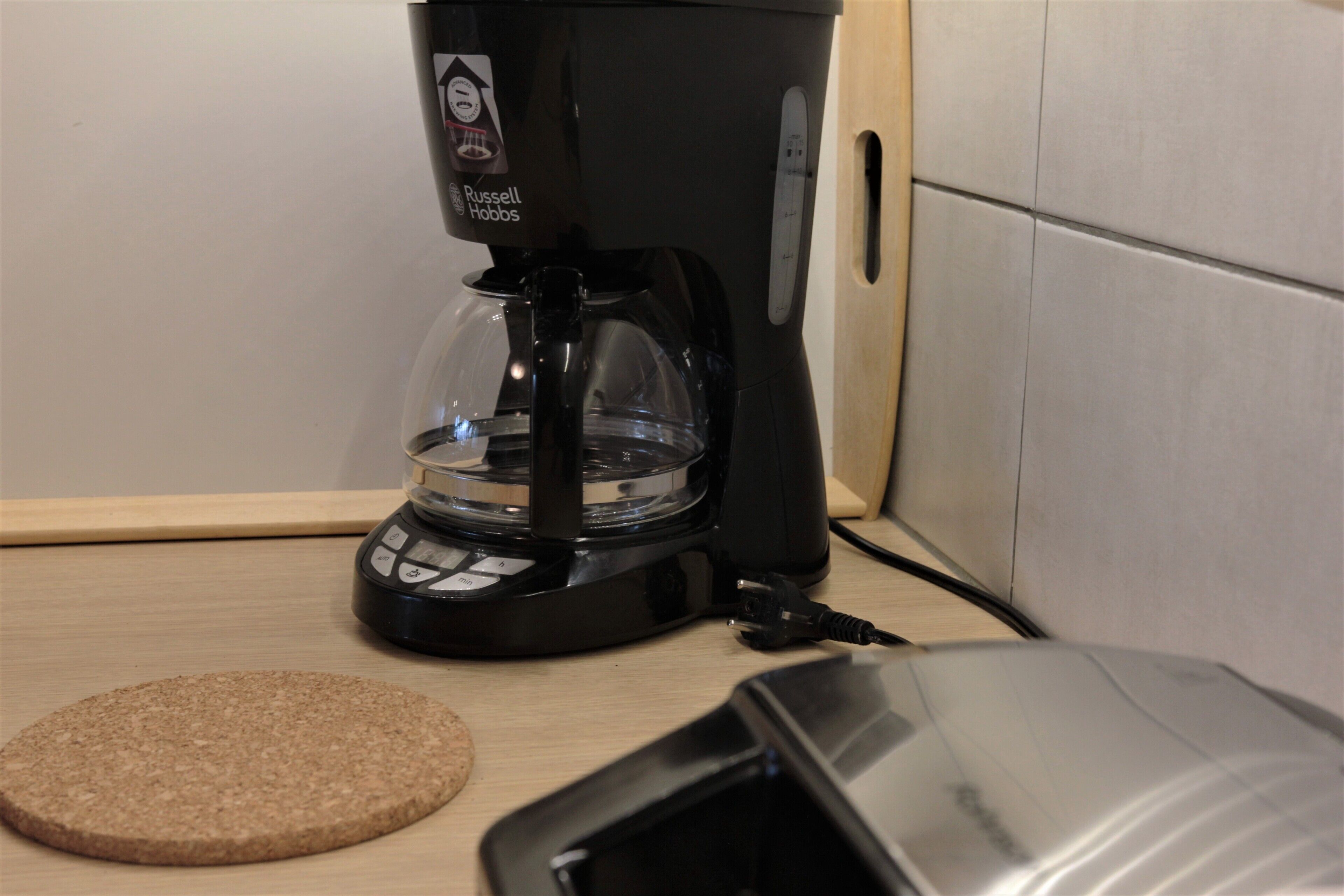 BIG BLUE SEA IN GREEN