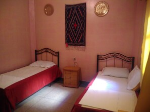 Doppelzimmer | Kostenloses WLAN, Bettwäsche