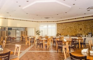 Desayuno buffet incluido todos los días