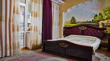 Comfort Room | Soundproofing, iron/ironing board, free WiFi, bed sheets