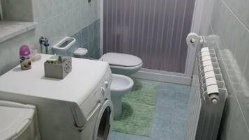 Artículos de tocador gratuitos, secador de pelo