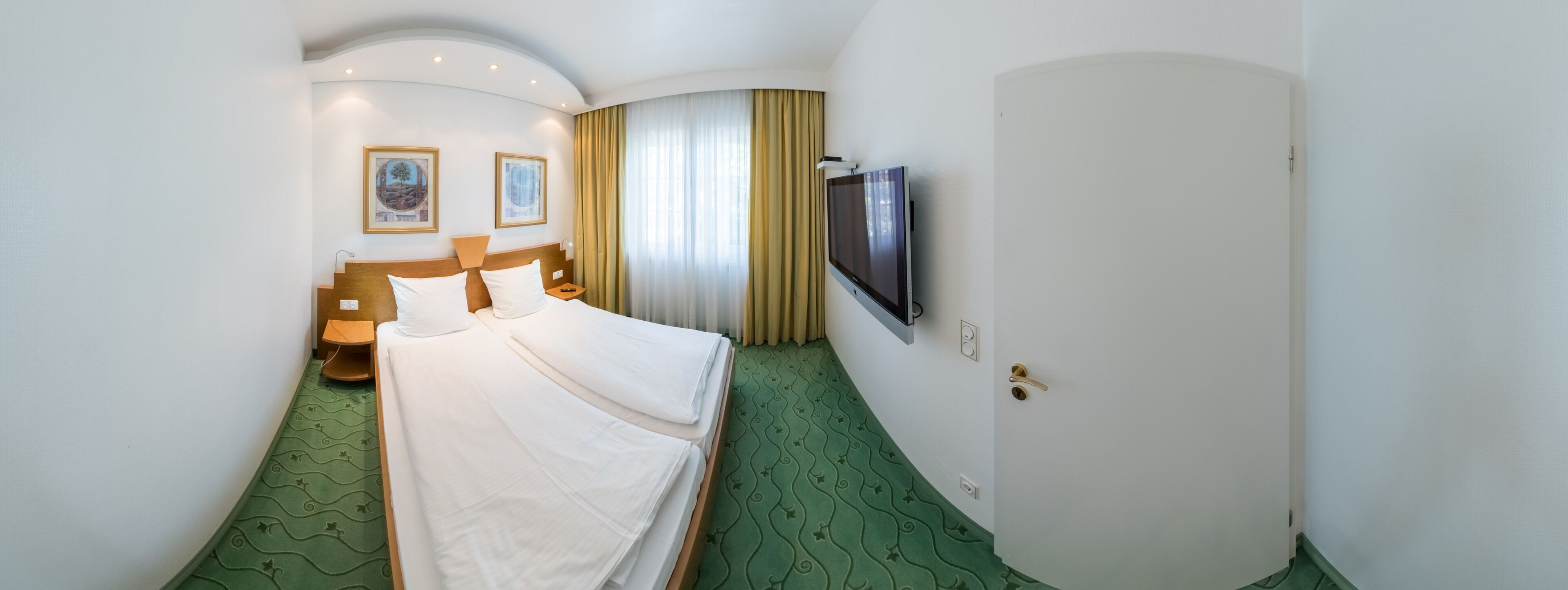 suite, private bathroom