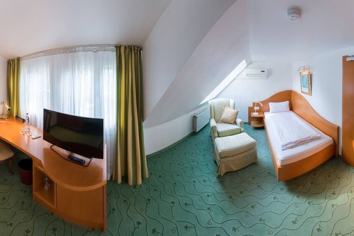 Standard Single Room, Private Bathroom