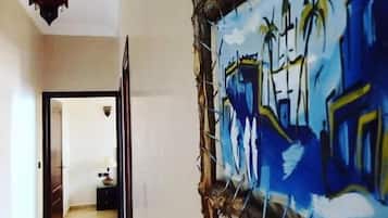 2 bedrooms, soundproofing, iron/ironing board, free WiFi