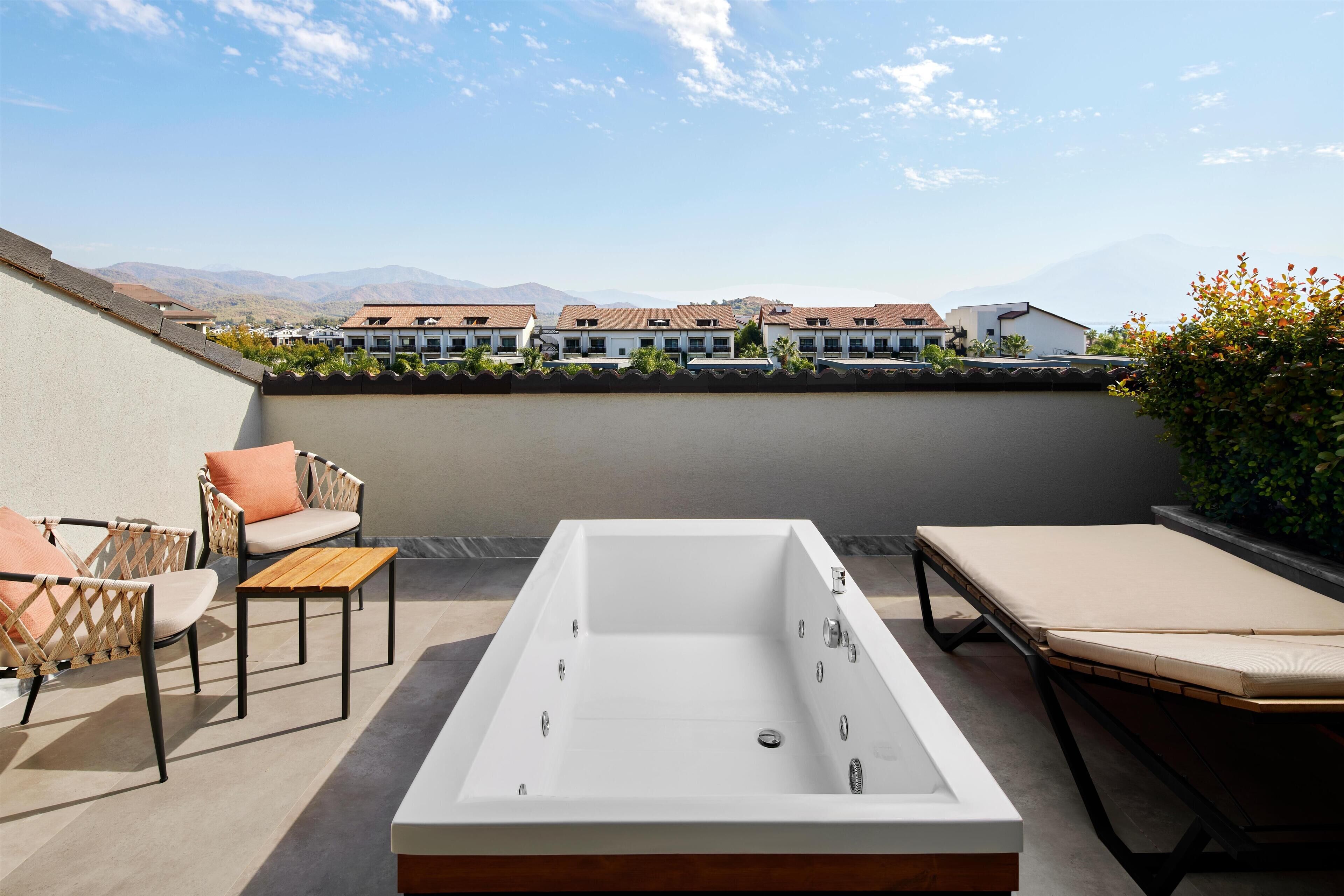 Penthouse, Jetted Tub | Free minibar, in-room safe, desk, laptop workspace