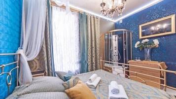 Signature Double Room | Minibar, blackout curtains, iron/ironing board, free WiFi