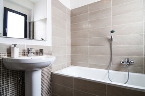 Apartment, 1 Bedroom (Grigio) | Bathroom | Hair dryer, bidet, towels - Fonte Laurentina Apartments (Rome)