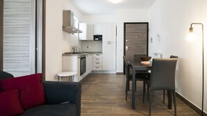 Leilighet, 1 soverom (Grigio) | Spiseområde på rommet