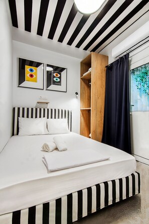 Apartment | 1 bedroom, laptop workspace, iron/ironing board, free WiFi - Modern and Stylish Renovated Flat, next to Metro (Athens)