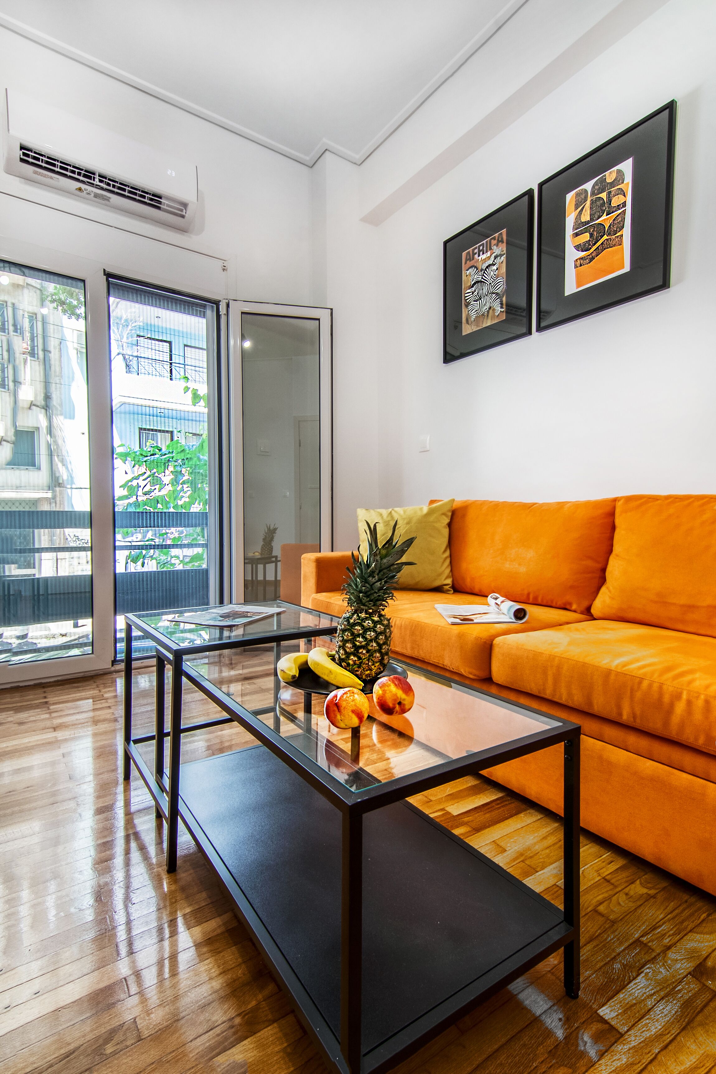 อพาร์ทเมนท์ | บริเวณนั่งเล่น | ทีวีจอแบน