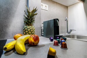 Property amenity - Modern and Stylish Renovated Flat, next to Metro (Athens)