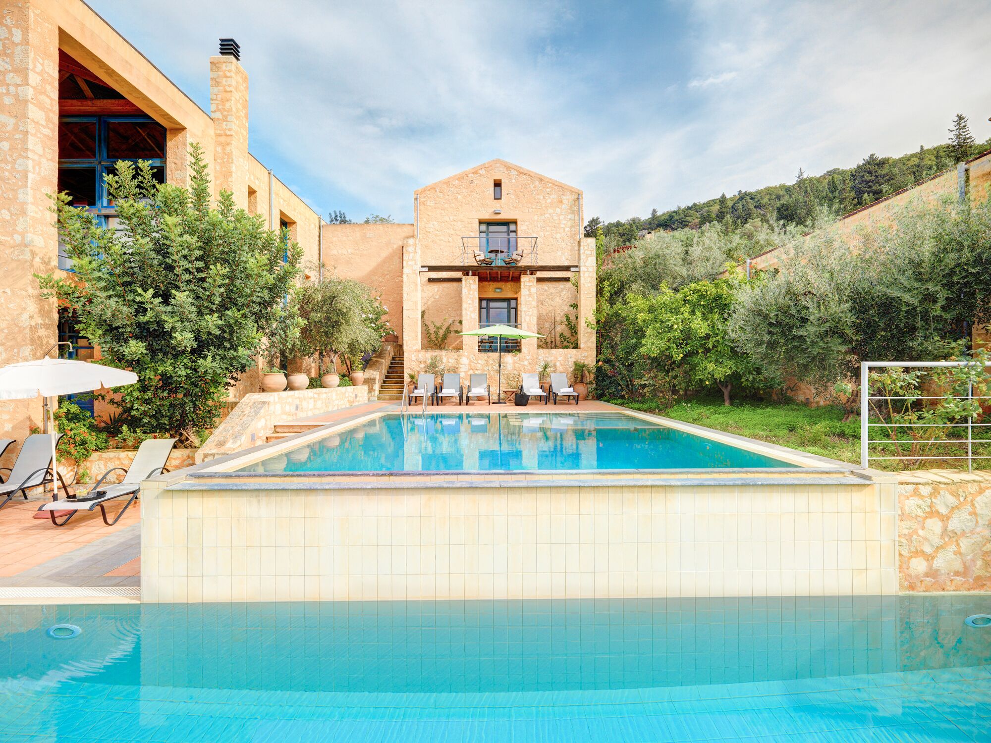 Artemis - Apokoron Villa with 2 Large Private Pools and Great Views