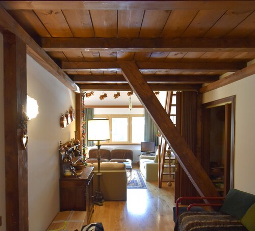 EMERALD CENTRALE 022143-AT-615468