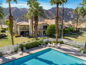 Outdoor pool - Beautiful 2BR Townhome in PGA West (La Quinta)