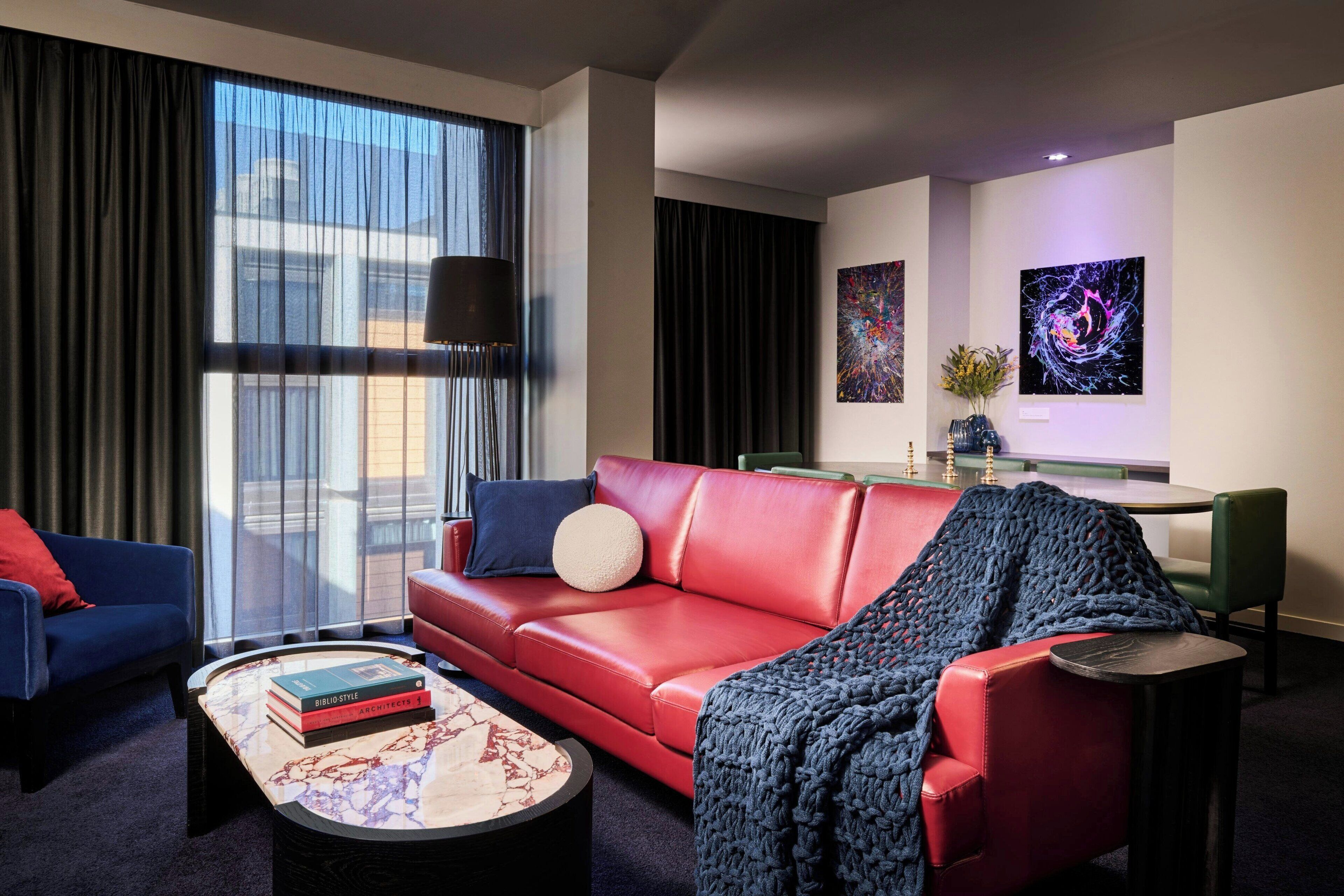 al fresco dining, open daily