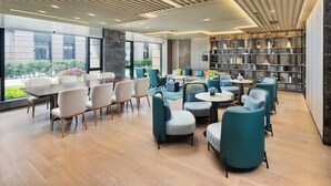 Lounge - Courtyard by Marriott Hangzhou West (Hangzhou)