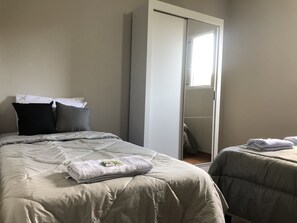 2 bedrooms, WiFi, wheelchair access - Beautiful Complete Apartment | Rustic & Modern with Garage (Campos do Jordão)