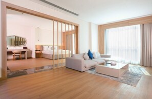 Royal Double Room | Living area | LED TV