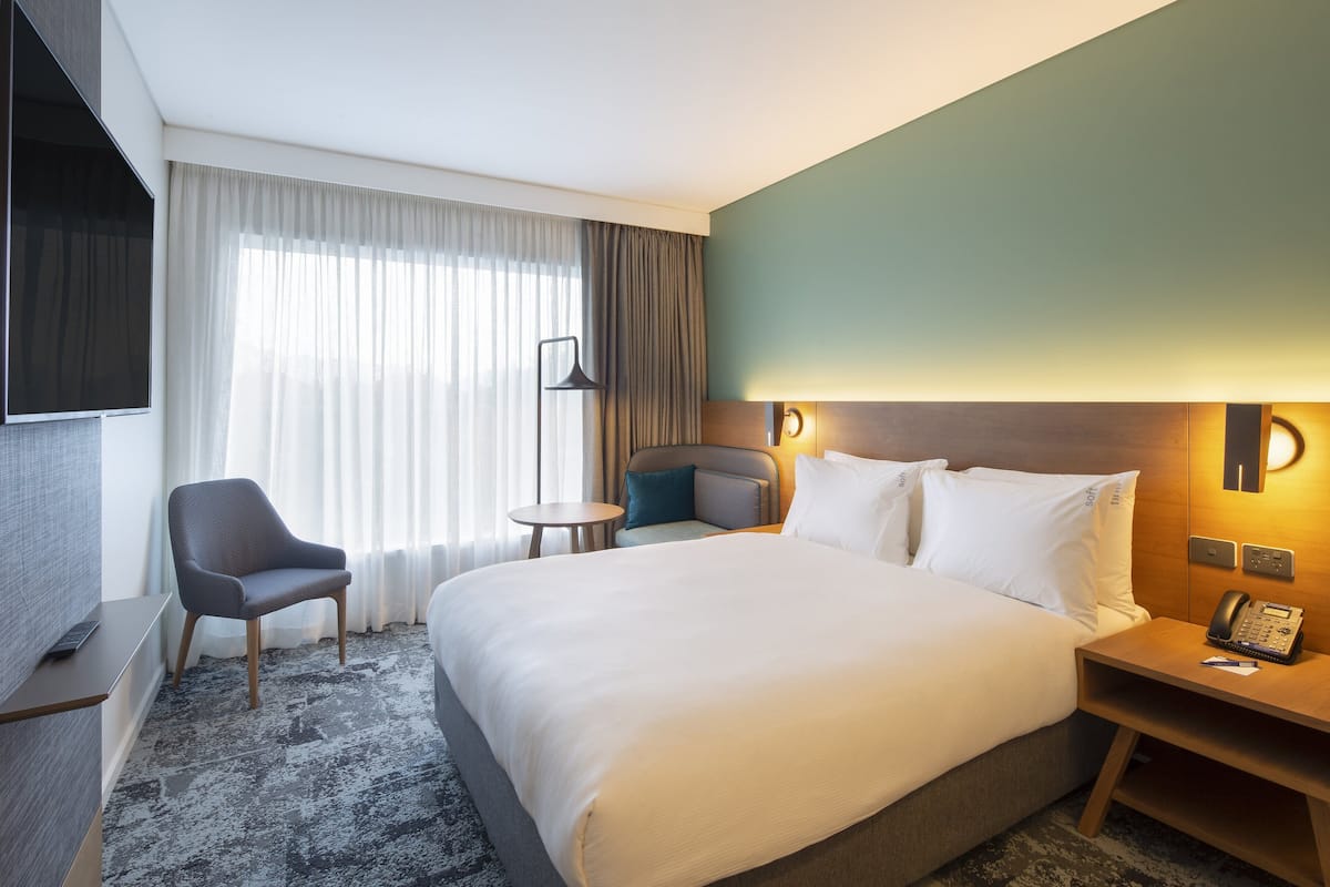 1 bedroom, premium bedding, in-room safe, blackout drapes