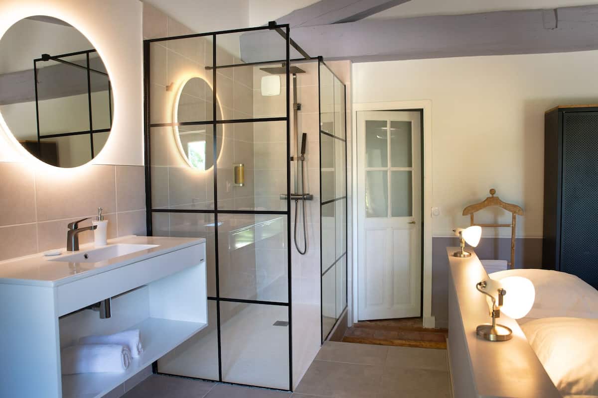 room (saint exupery) | bathroom | free toiletries, hair dryer, slippers, towels