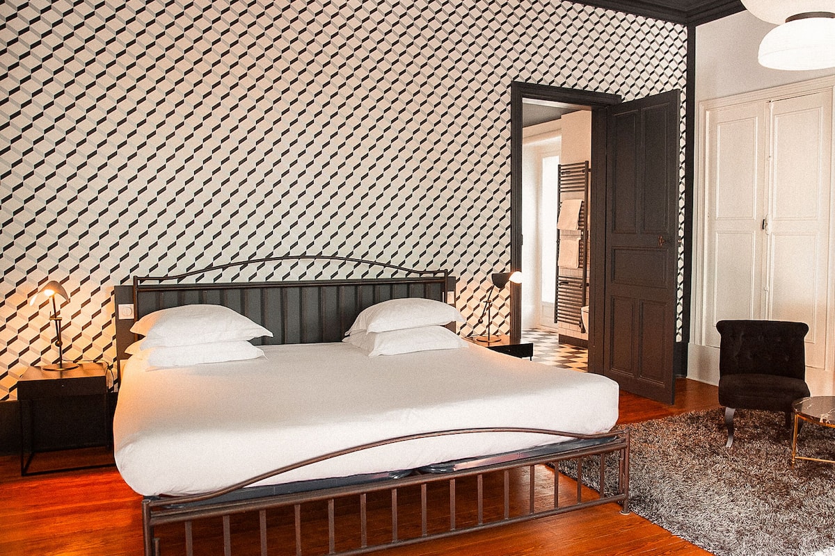 Deluxe Room (Wilde)