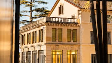 Facciata della struttura