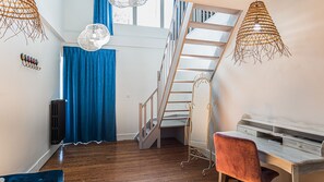 Suite, Terrace (Maupassant) | Living area | Flat-screen TV - Manoir le Roure (Chateauneuf-du-Rhone)