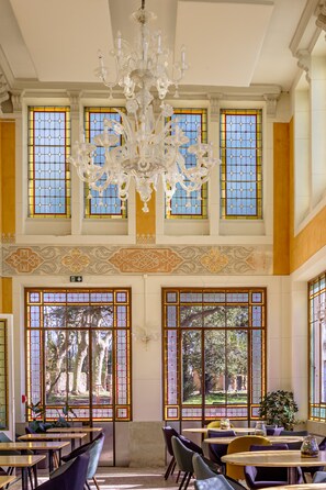 Se sirven almuerzos y cenas