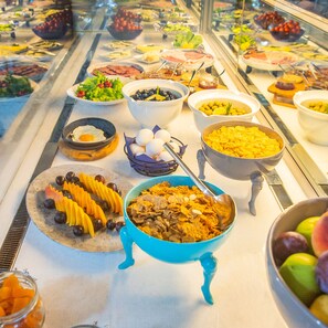Daily buffet breakfast for a fee - Galata’s Hotel (Istanbul)