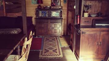 Family Cabin | Individually decorated, individually furnished, bed sheets