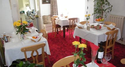 El Tabora Guest House