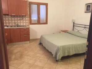 In-room safe, soundproofing, bed sheets - Hotel Residence Villa Candida (Vieste)