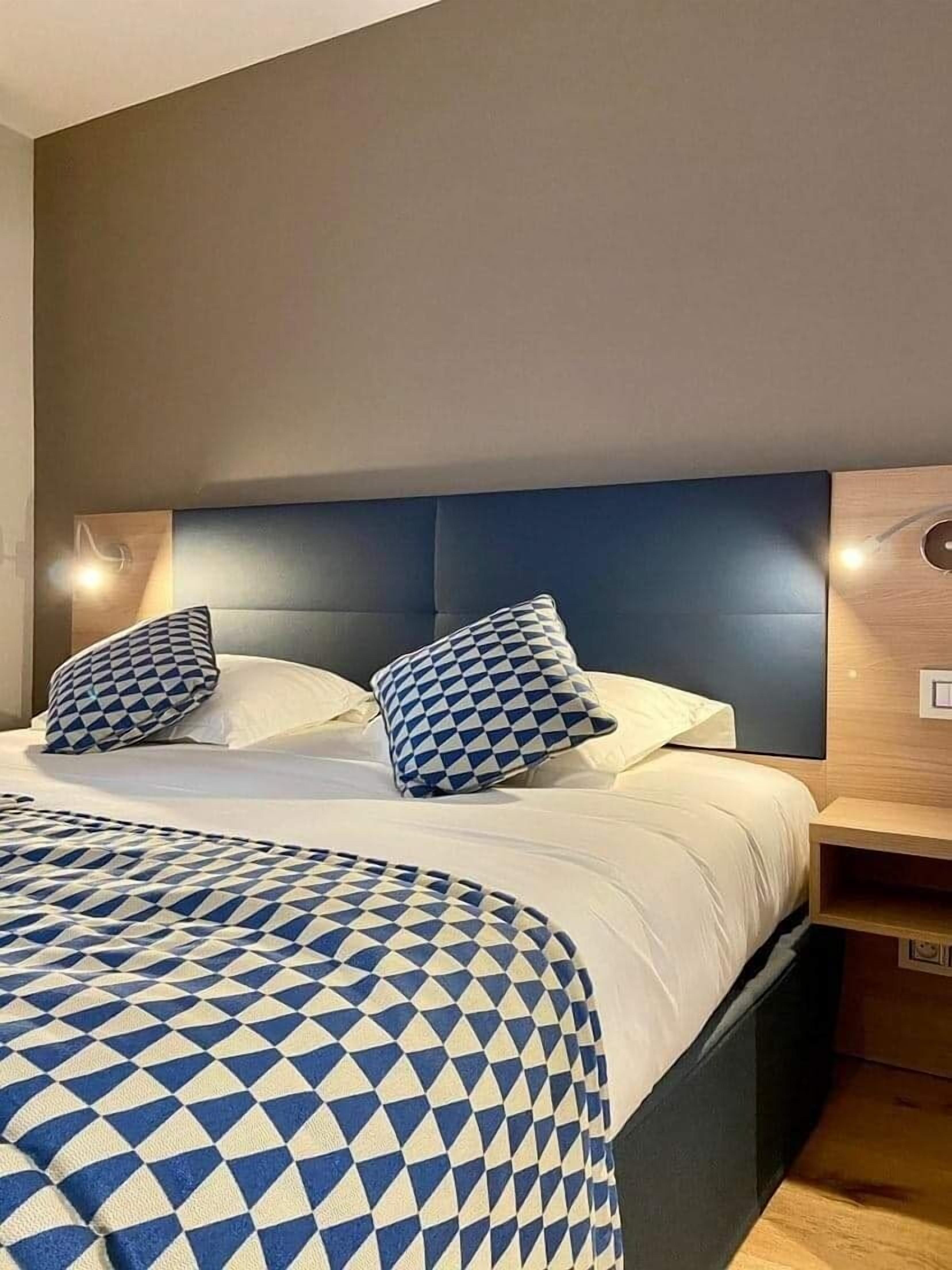 舒适客房, 城市景观 | 客房内保险箱、隔音、免费 WiFi、床单