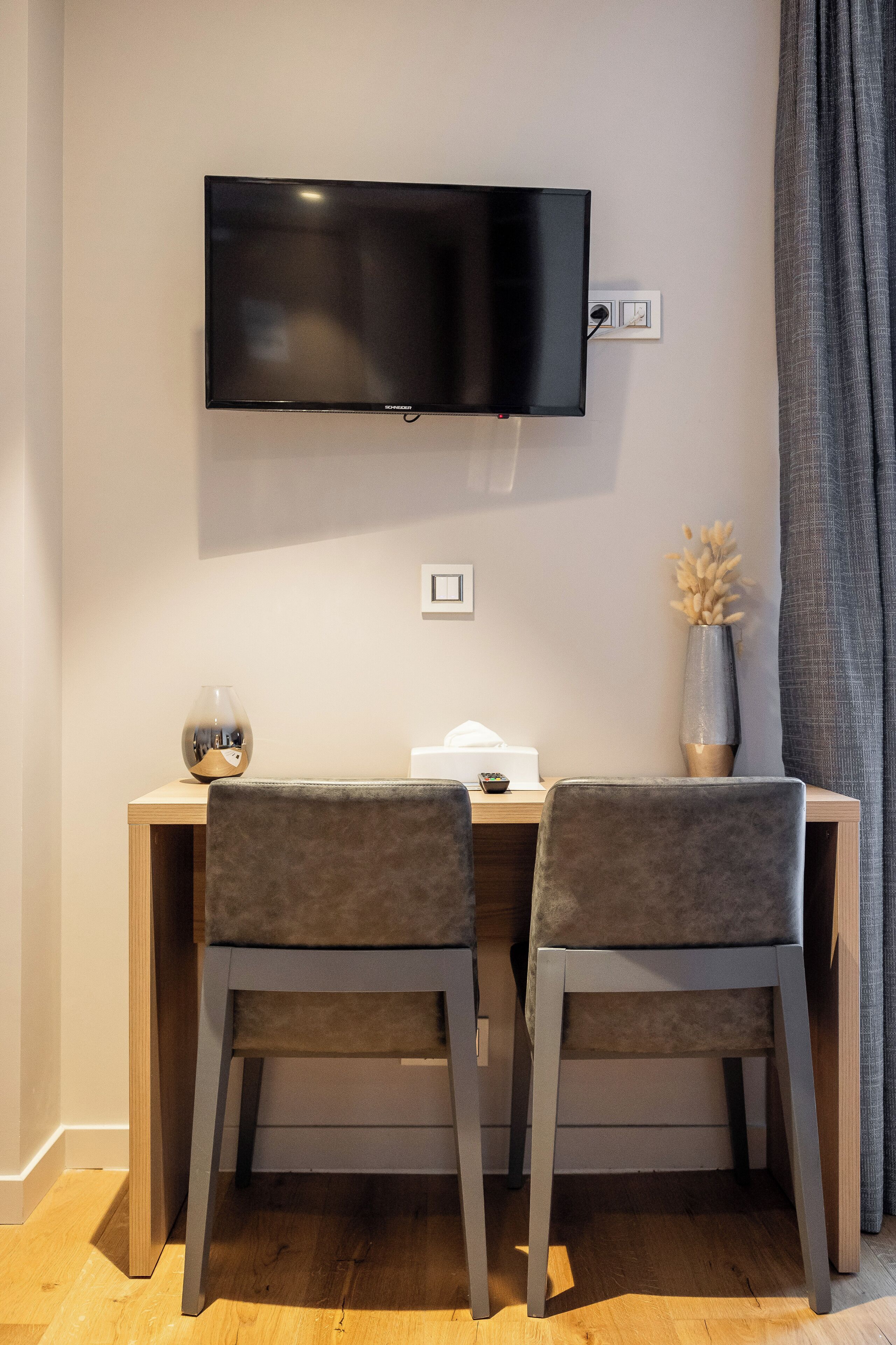 1 bedroom, in-room safe, soundproofing, free wifi