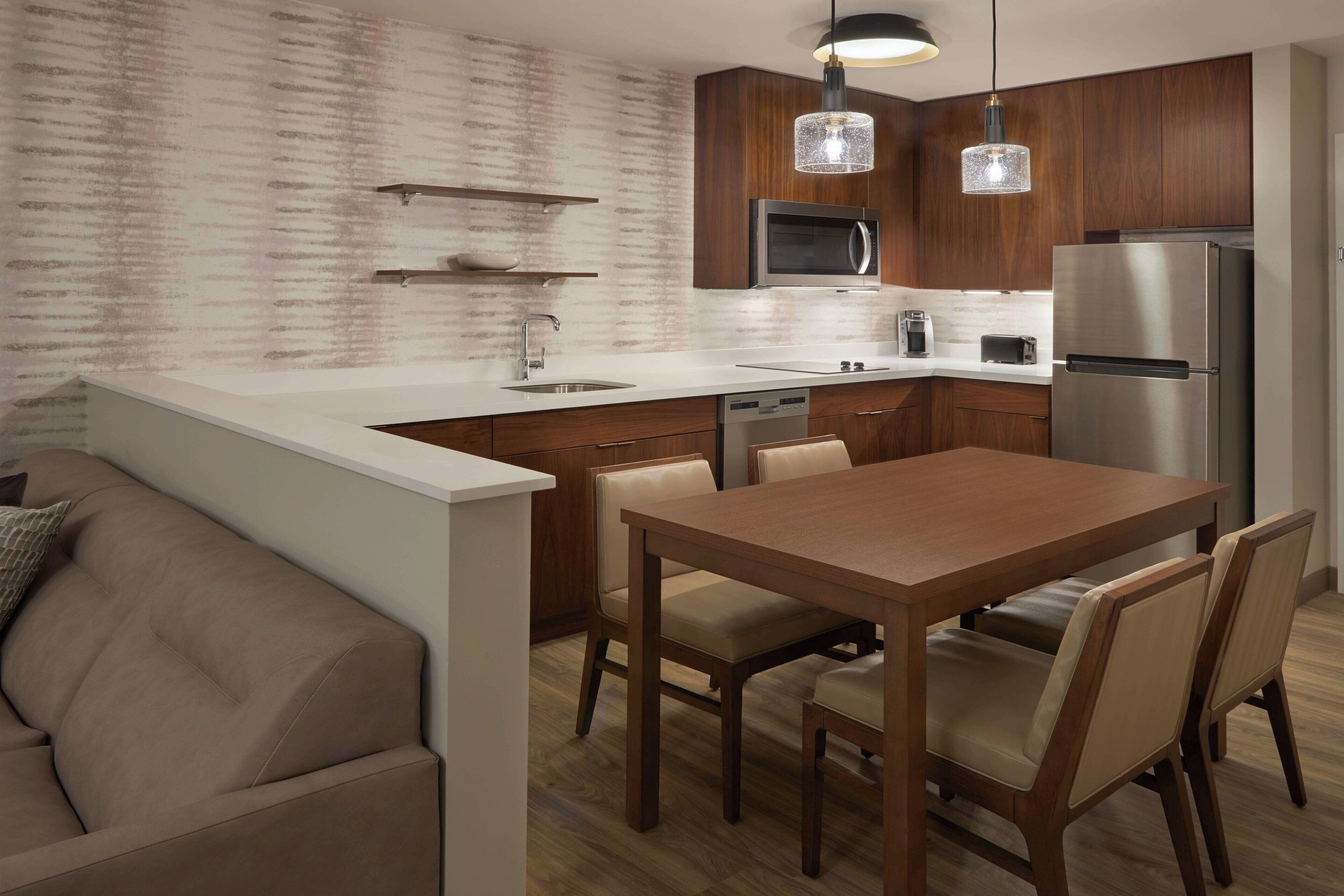 studio, multiple beds, non smoking | private kitchen | fridge, microwave, stovetop, dishwasher