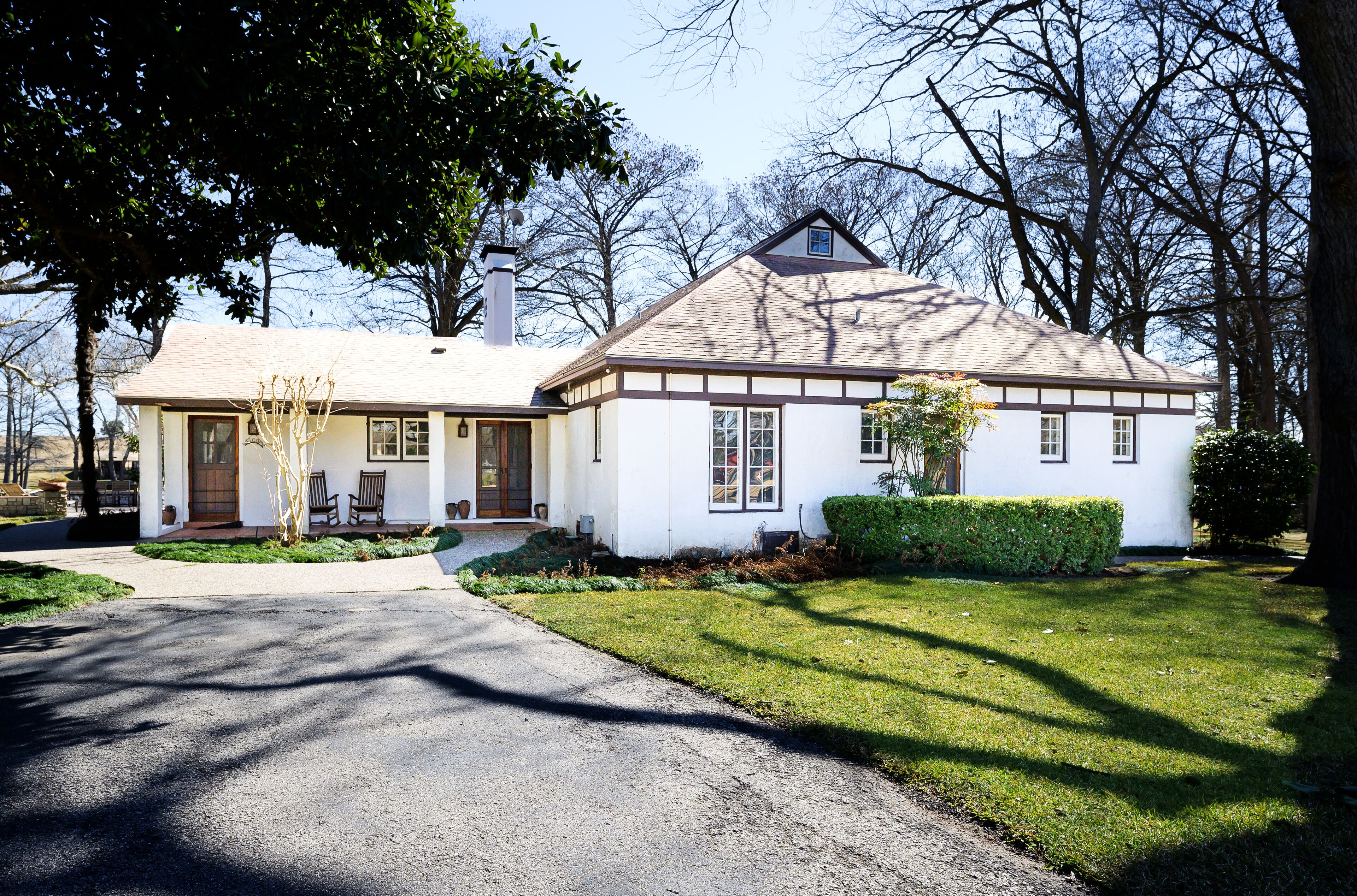 Estate with exclusive grounds, private tennis courts,  and beautiful views