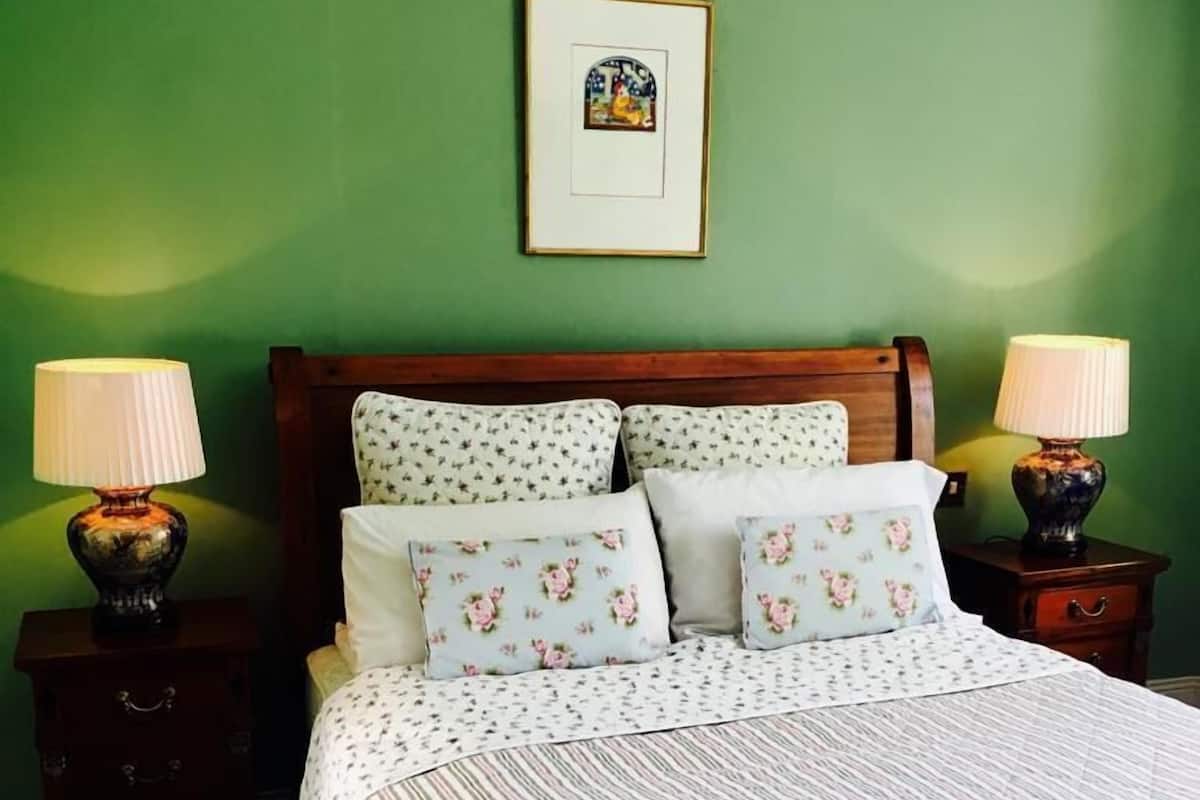 Romantic Double or Twin Room | Bed sheets