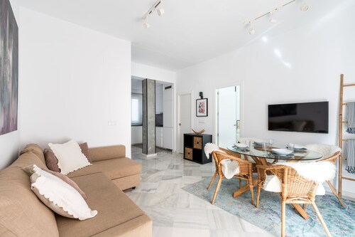 Asunción 70. 2 makuuhuonetta, 2 kylpyhuonetta