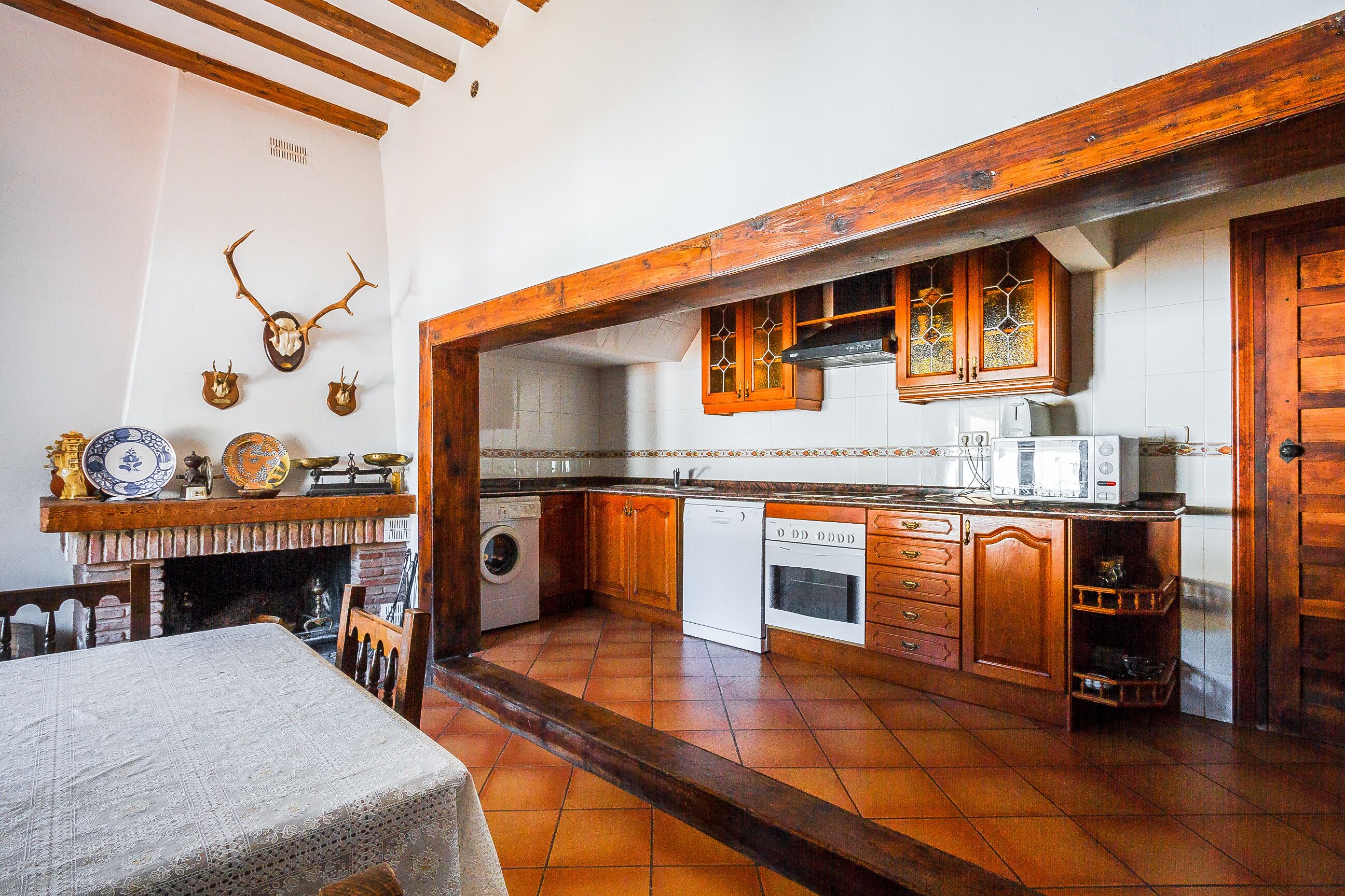 Country house next to the Jucar river