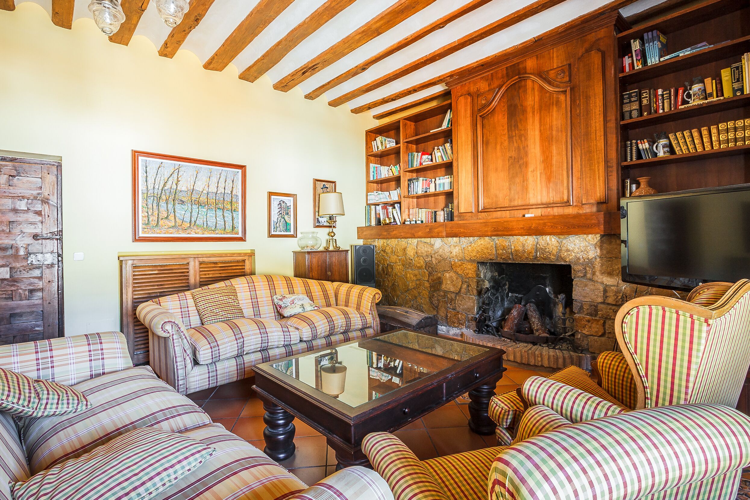 Country house next to the Jucar river