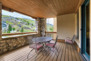 Condo, 2 Bedrooms | Terrace/patio