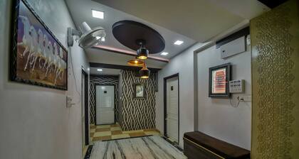 OYO 39404 Hotel Satyam