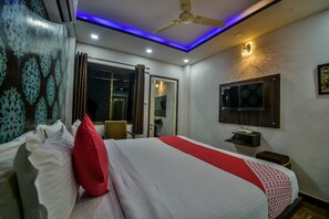 Room - OYO 39404 Hotel Satyam (Rajsamand)