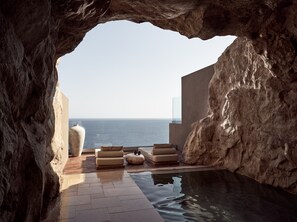 Cave Suite (Sea View with Private pool) | Utsikt fra rommet