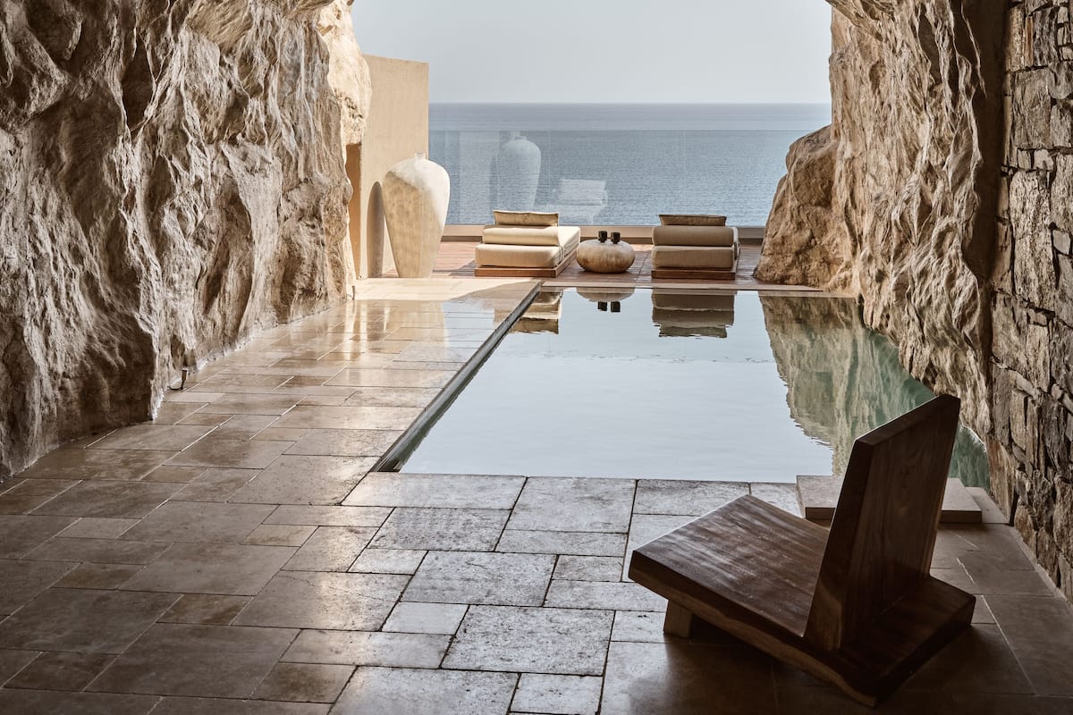 Cave Suite (Sea View with Private pool)