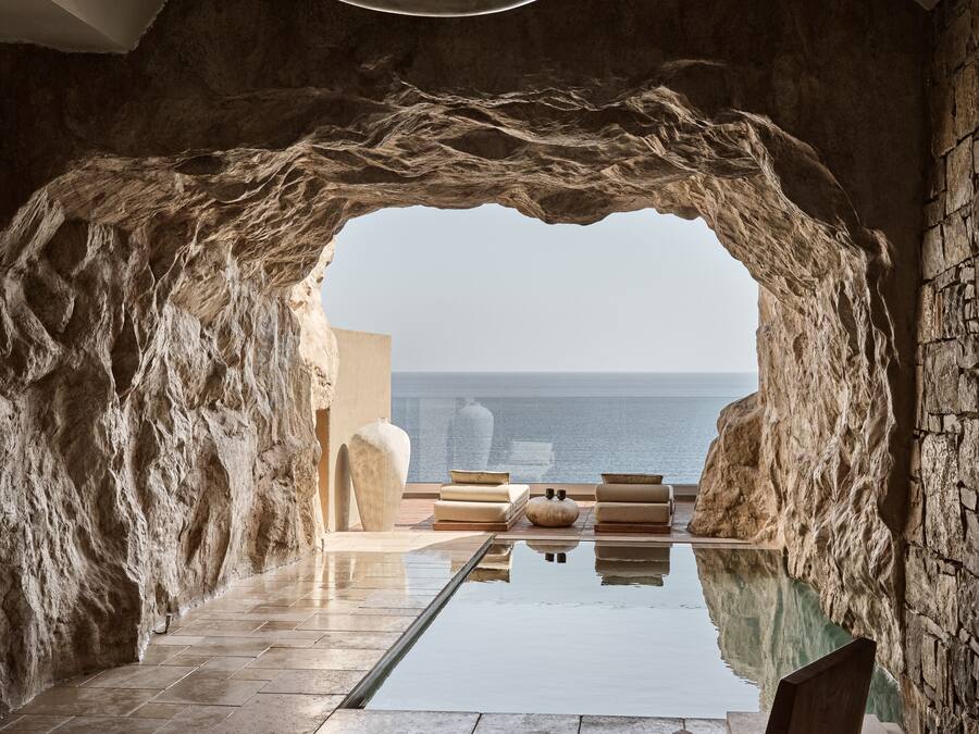 Cave Suite (Sea View with Private pool) | Minibar, desk, soundproofing, free WiFi